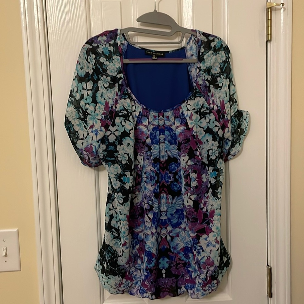 XL floral top